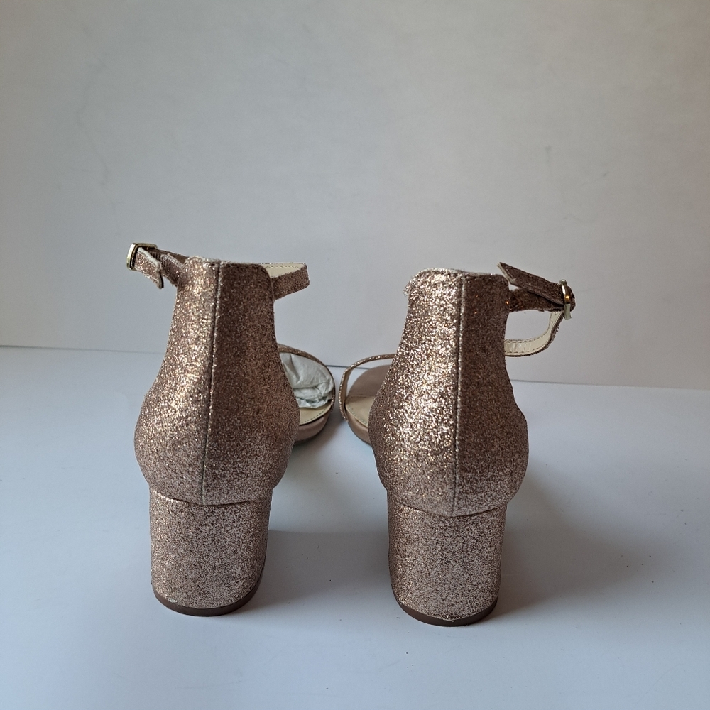 ☀️Betsey Johnson Mari Sandal  -  Color Champaign  - Sz 7.5 - Picture 10 of 14